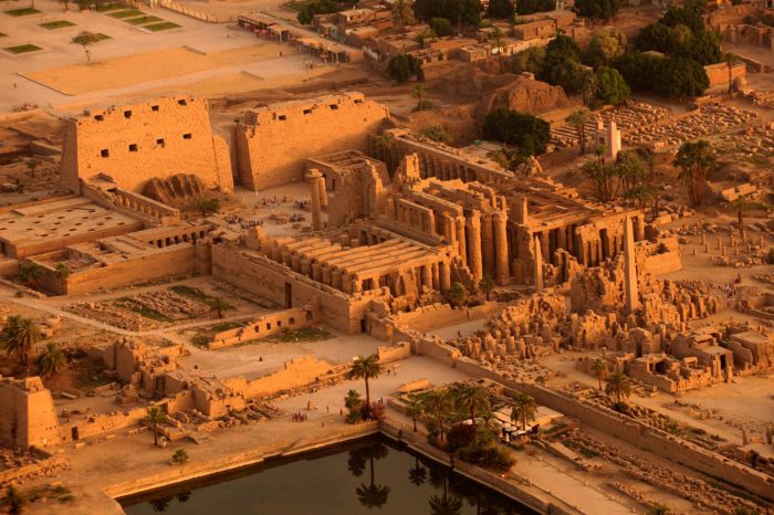 Discover Luxor